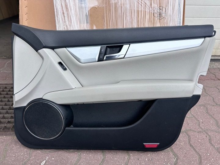 MERCEDES C КЛАСС W204 ОБШИВКА ДВЕРИ ПЕРЕДНЯЯ PODŚWIET LED SIWA КОЖА, фото 3