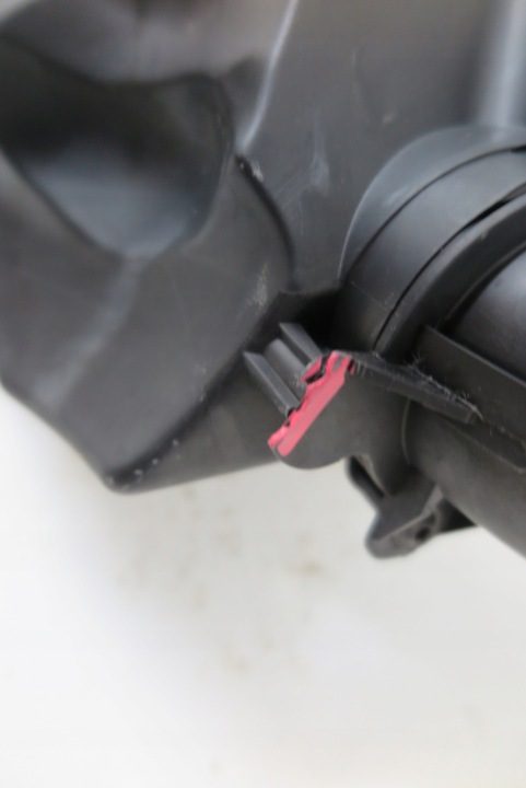 Корпус воздушного фильтра Nissan Juke F16 1.0 DIG-T 165004357R, фото 6