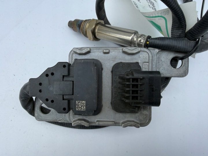 Volkswagen OE 80A907807B, фото 2