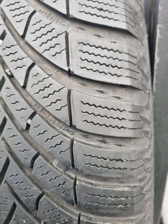 Шина зимняя Semperit Speed-Grip 5 215/65R16 98 H сцепление на снегу (3PMSF), фото 3