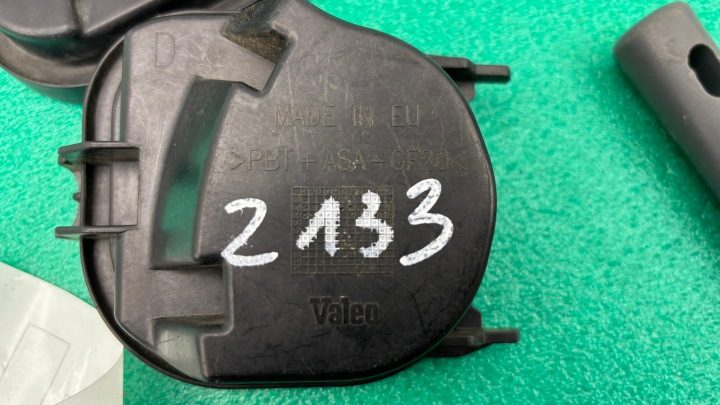 BMW 3 E91 E91 ЗАГЛУШКА КРЫШКА ПРАВОЙ ФАРЫ ПЕРЕДНЕЙ 63117159551 Z133, фото 3