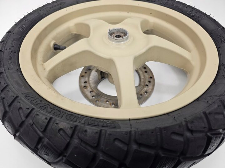 Yamaha Aerox 50 диск передний колесо, фото 3