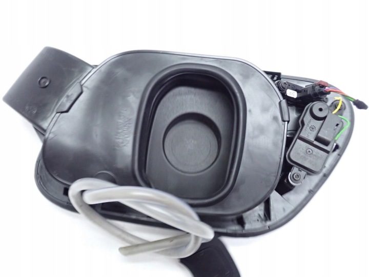 Лючок горловины зарядки тока топлива крышка 11A809857E VW ID4 ID.4 24 г., фото 3