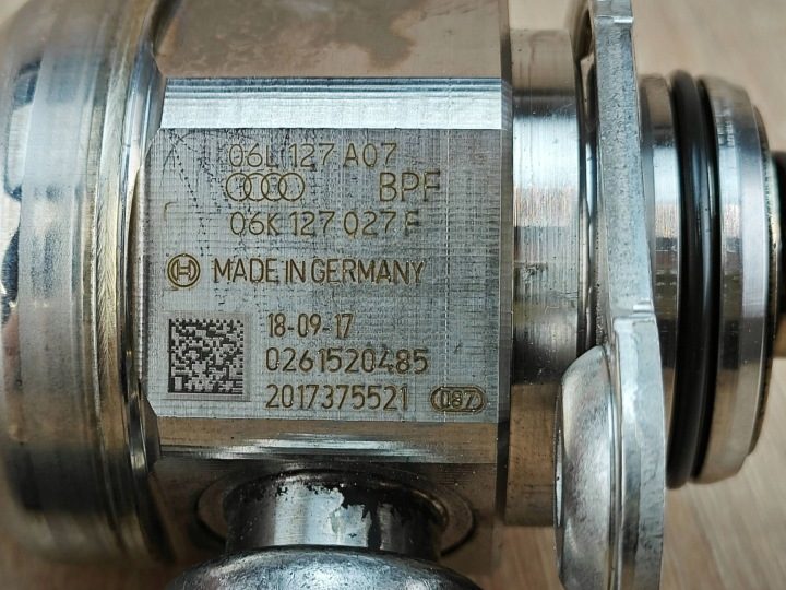 Оригинал топливный насос высокого давления Audi A5 F5 A4 B9 2.0 TFSI 06K127027F, фото 5