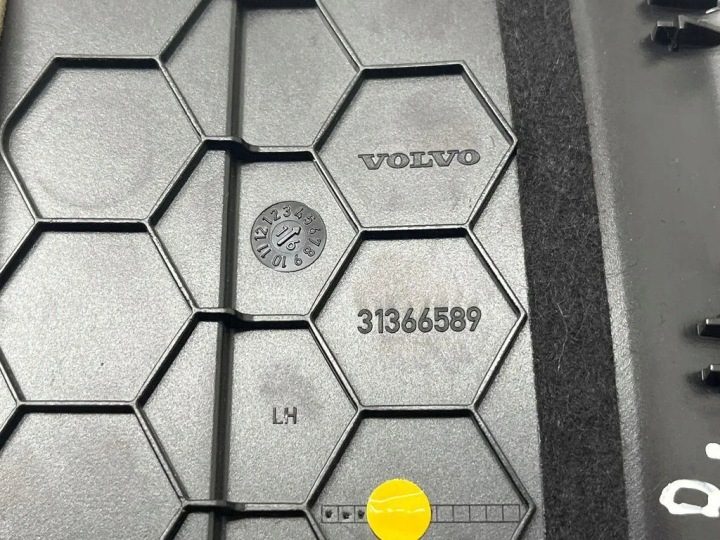 Воздухозаборник консоли VOLVO S90 31366589 2.0L бензин 132 кВт 2019, фото 4