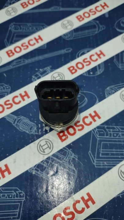 0281002840 ОРИГИНАЛЬНЫЙ REGULATORY ДАТЧИКА ДАВЛЕНИЯ ТОПЛИВА BOSCH, фото 2