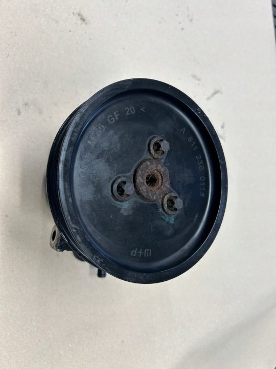 Mercedes W210 W211 3,2 CDI насос гидроусилителя A002466730, фото 1