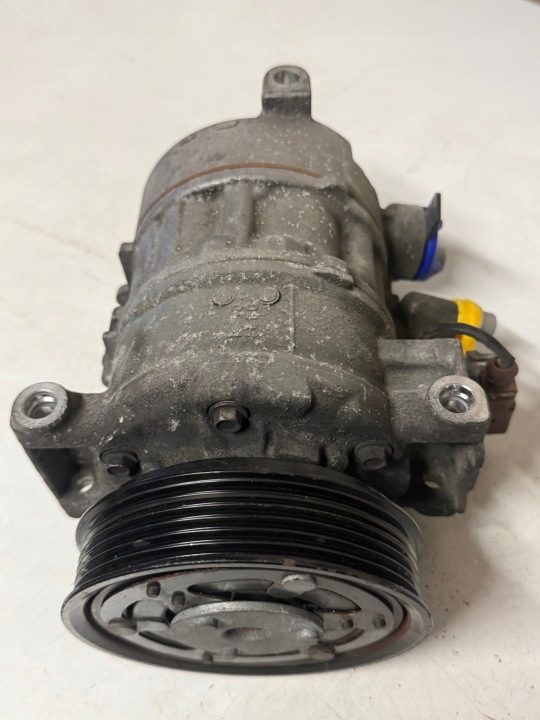 Компрессор кондиционера Audi A4 B8 8T0260805F, фото 9