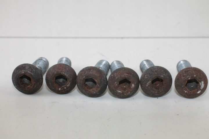 Yamaha XJR 1300 болты диска тормозного передние, фото 1
