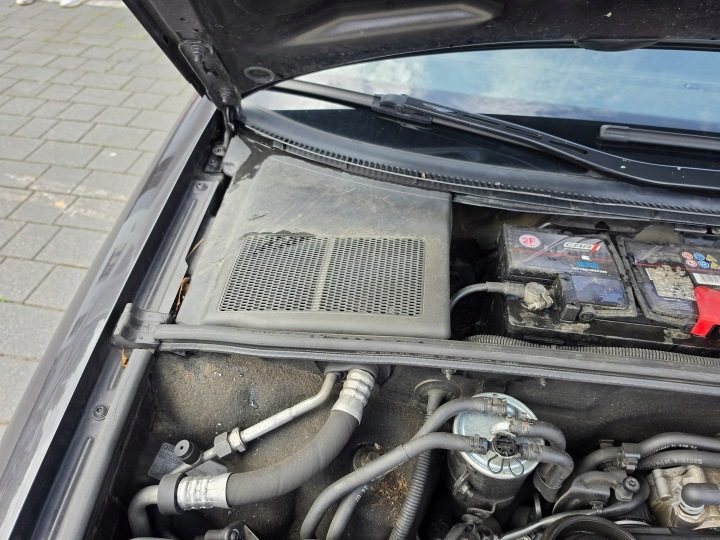 Защита на жабо крышка аккумулятора Audi A4 B7 2004-2007, фото 1