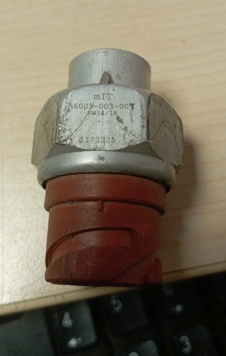 Датчик давления воздуха MAN 1173225 A6009-003-00, фото 3