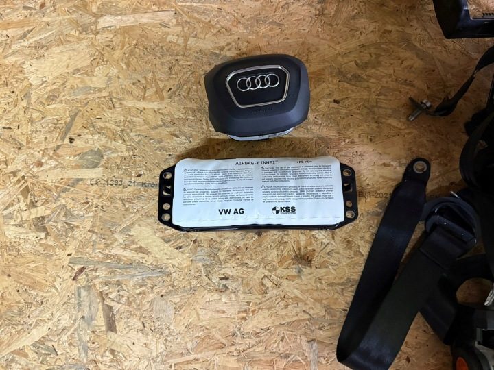AUDI Q8 ПАНЕЛЬ КОНСОЛЬ AIRBAG ПОДУШКИ РЕМНИ ШТОРКИ ОРИГИНАЛ ПРОЕКЦИОННЫЙ HUD, фото 4