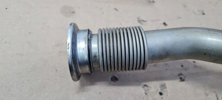 Audi OE 059131525BJ трубка EGR, фото 2