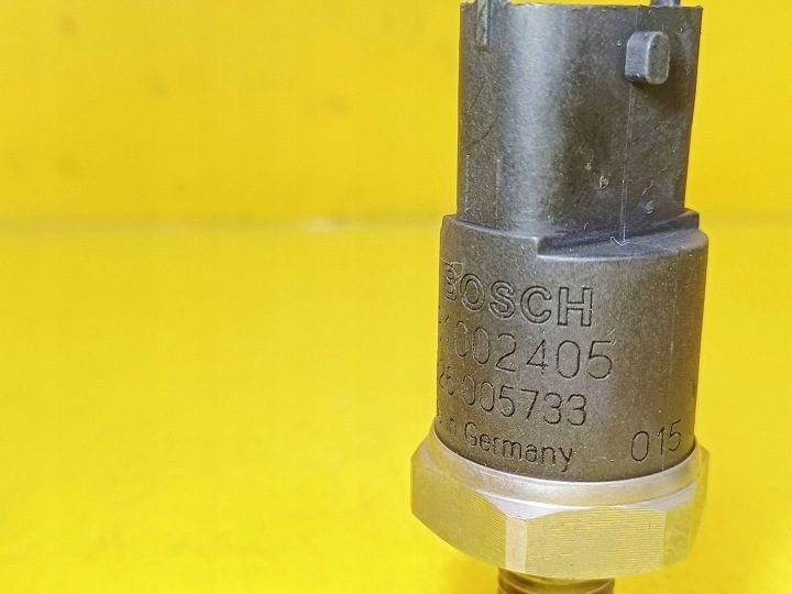 ДАТЧИК ДАВЛЕНИЯ ТОПЛИВА FIAT STILO 1.9 JTD BOSCH 0281002405 NR41, фото 3