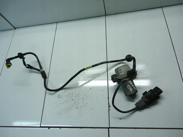 Opel Corsa D Astra J 1.4 т насос вакуумный 13427898, фото 1