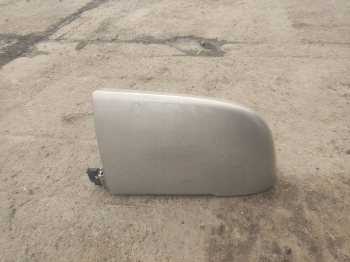 УГОЛ БАМПЕРА ЗАДНЕГО ФОНАРЯ ПРАВОГО RENAULT TRAFIC II 909000150R, фото 1