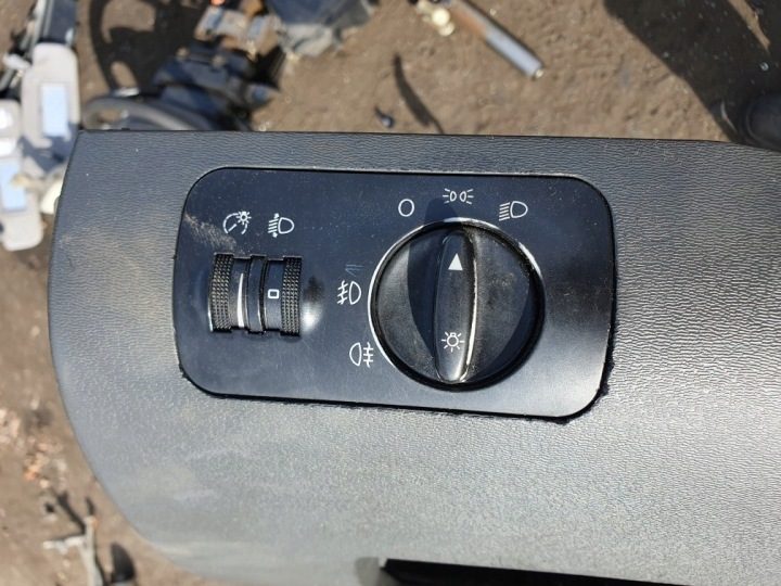 ПОВОРОТНИК ПРАВЫЙ AUDI A3 8L 3D 96-99 в хорошем состоянии исправный, фото 15