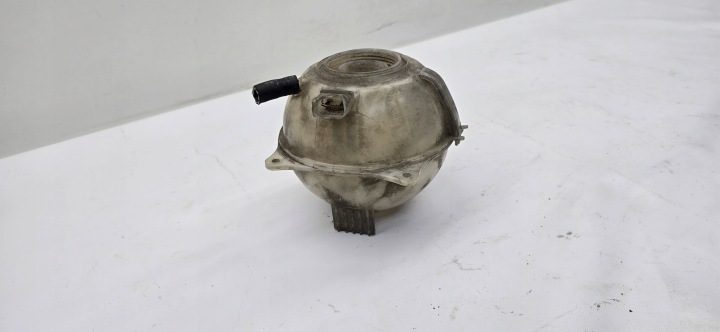 Расширительный бачок охлаждающей жидкости Vika 6Q0121407B, фото 3