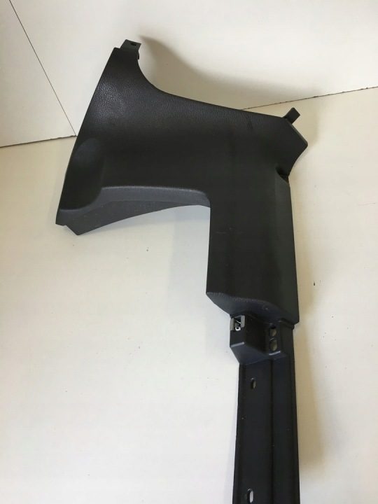 НАКЛАДКА ПАНЕЛИ НИЖНЯЯ VW GOLF V 1.4 1K1858368A, фото 2