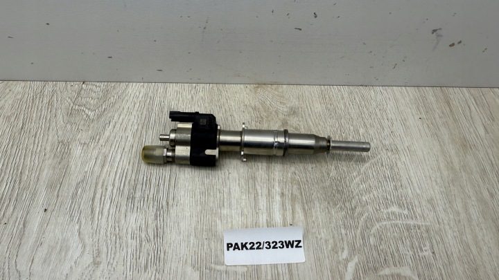 ТОПЛИВНАЯ ФОРСУНКА БЕНЗИН BMW E87 E88 E90 E92 E60 F10 PAK22/323WZ, фото 2