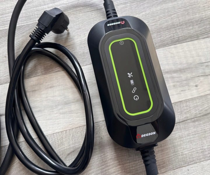 Leapmotor B10 C10 T03 Электро Зарядное устройство Сетевое 10A Оригинал, фото 2