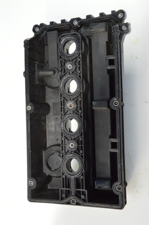 Клапанная крышка Opel Astra h Zafira b Insignia 1.8 16v z18xer 555643395, фото 2