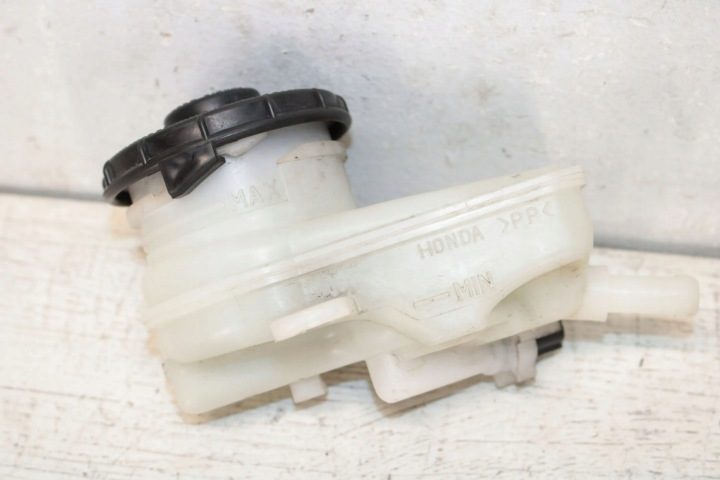 Бачок тормозной жидкости HONDA CR-V II (RD_) 0204255770 2.2L дизель 103 кВт 2010, фото 6