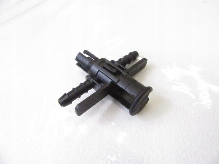 Патрубок przelewu обратка BMW e60 e61 e81 e83 e87 e88 e90 e91 e92 N47 177 л.с., фото 3