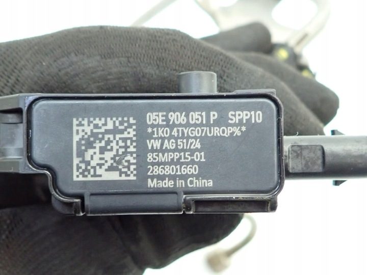 Датчик давления выхлопных газов 05E906051P Skoda Fabia IV 6VA 1.0 TSI DUS 25 г., фото 6