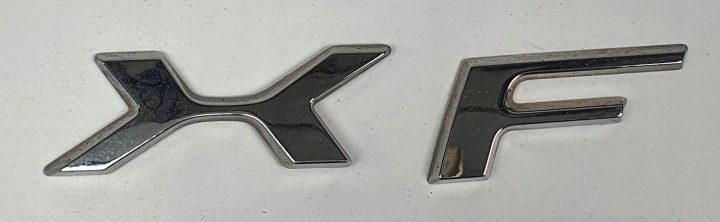 ЛОГОТИП ЭМБЛЕМА ЗНАЧОК НАДПИСЬ XF JAGUAR XF II X260 SPORTBRAKE, фото 1