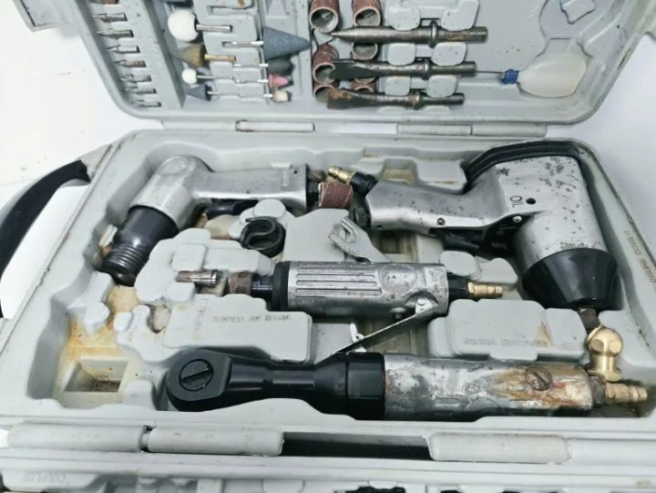 Комплект инструментов пневматических в кейсе 41x28 см, фото 2