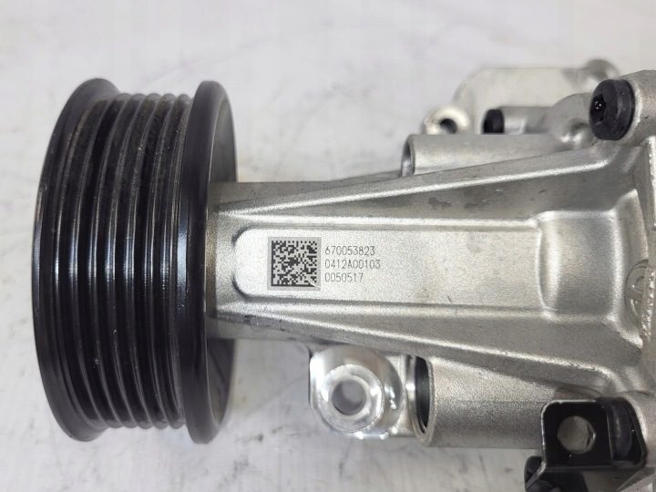 Помпа Maserati Levante GT 2.0 22 г., фото 3