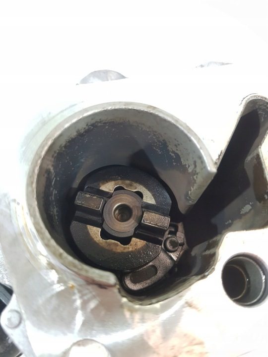 Насос вакуумный 146502327R Renault Nissan Dacia 1.5 DCI, фото 8