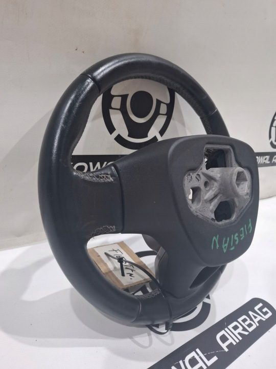 Руль мультифункциональный H1BB-3600-AG Ford Fiesta MK8, фото 7