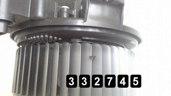 2008 Toyota Auris Вентилятор моторчика вентилятора печки AV272700, фото 3
