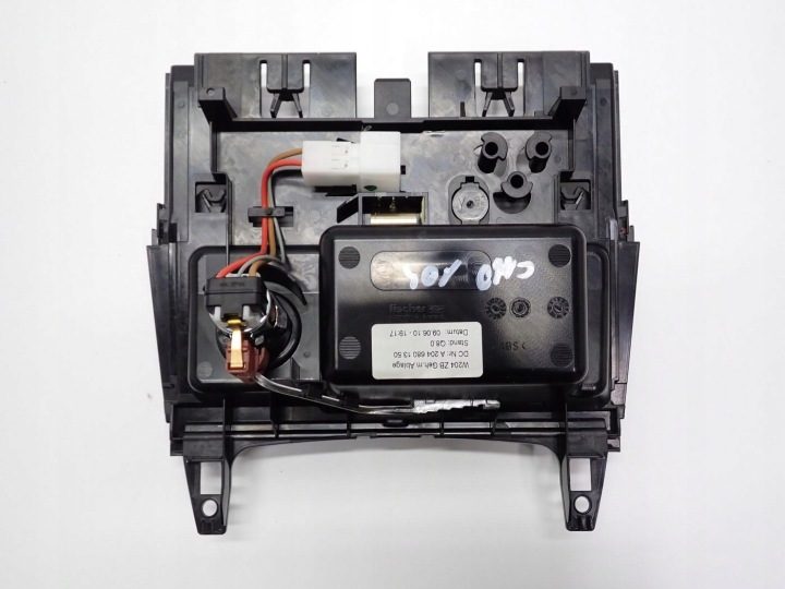 Пепельница бардачок европа A2046801350 Mercedes C W204 10 г., фото 3