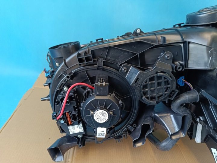 VW PASSAT B8 VARIANT 1.5 TSI 110 кВт 2024 г. КОМБАЙН ОТОПИТЕЛЬ 5WB816001, фото 11