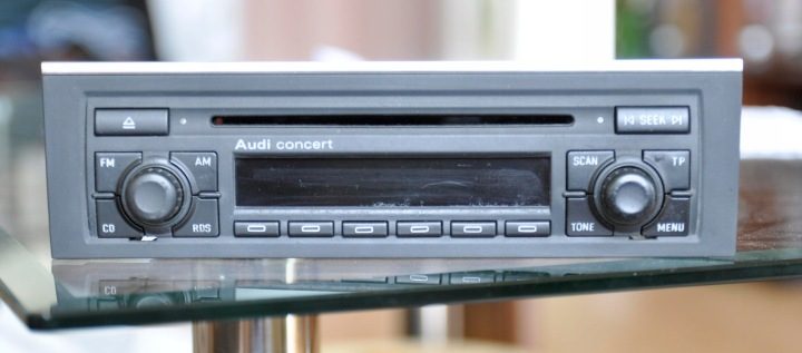 Магнитола Audi Concert 8E0 035 186, фото 1