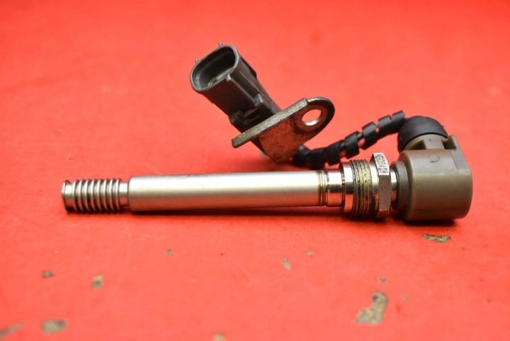 Форсунка DENSO с kabelkiem 295900-0110 23670-26020 23670-011 Loyota Lexus, фото 4
