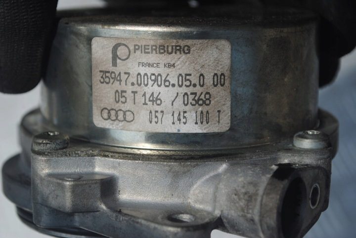 НАСОС ВАКУУМНЫЙ 057145100T AUDI A6 C6 2.7 TDI, фото 4