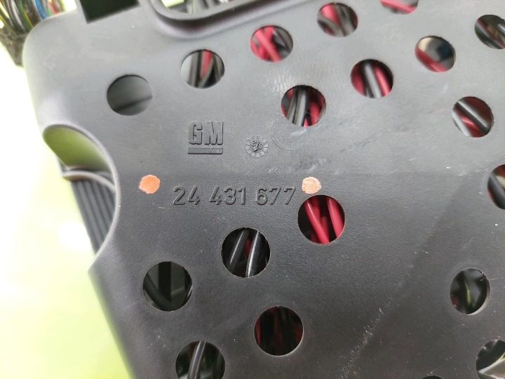 Блок предохранителей Opel Zafira A 1999-2005 24431677 24412497, фото 5