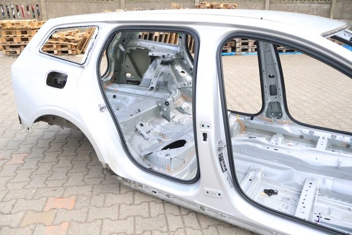 VOLVO V60 II ЧЕТВЕРТЬ КРЫЛО ПРАВОЕ ЗАДНЕЕ 711, фото 4