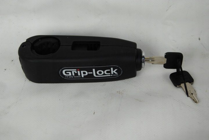 БЛОКИРАТОР РЫЧАГА РУЧНОГО ТОРМОЗА GRIP БЛОКИРОВКА, фото 1