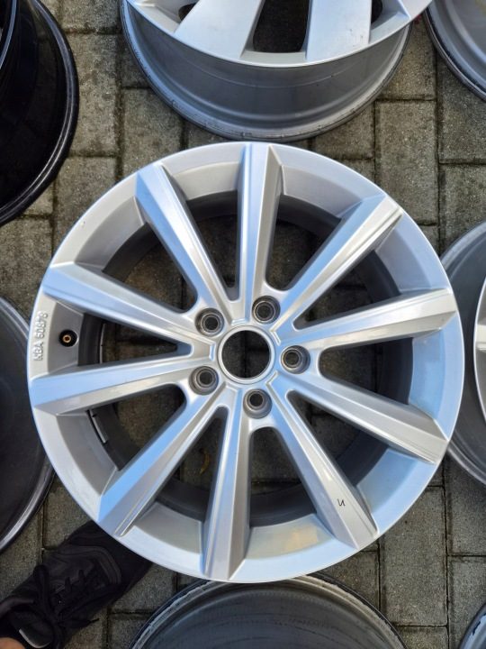 Литой диск VW 7.0" x 17" 5x112 ET 38, фото 3