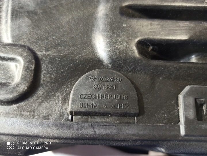 Крышка аккумулятора Volvo OE 31349472, фото 6