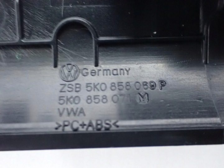 Панель рамка панели консоли европа 5K0858069P 5K0858071M VW Golf VI 12 г., фото 3