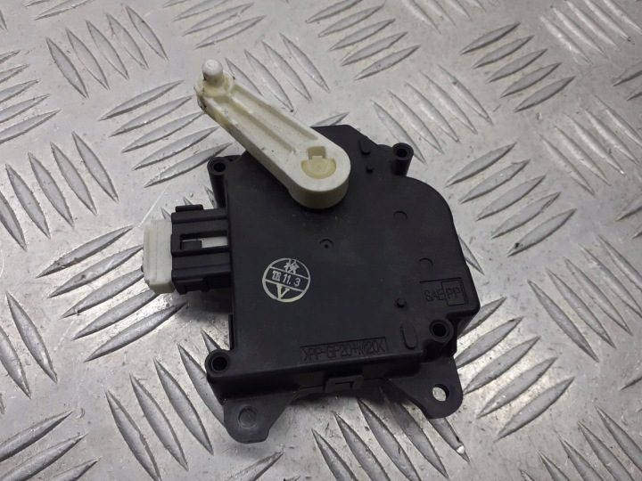 МОТОРЧИК ЗАСЛОНОК ПЕЧКИ MAZDA 5 CR HB601BA6R-01 861000-7070, фото 3