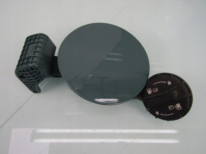 HYUNDAI BAYON 24 г. РЕСТАЙЛИНГ ЛЮЧОК ГОРЛОВИНЫ БЕНЗОБАКА MG2 69510-Q0400 69510Q0400, фото 1
