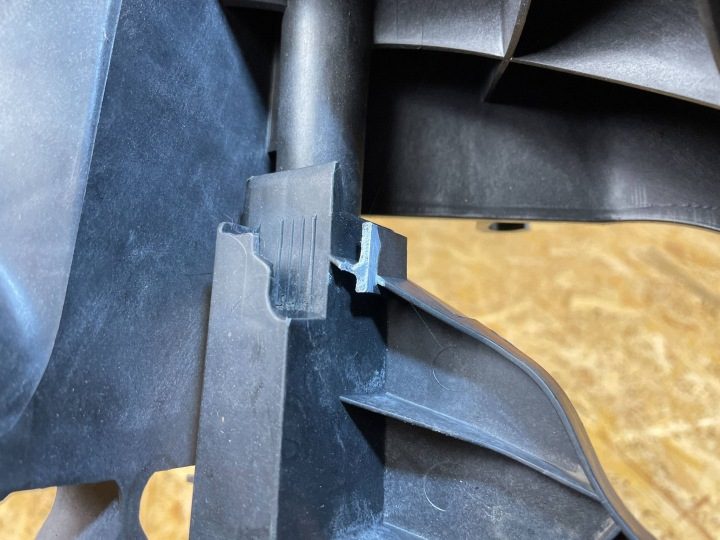 КРЕПЛЕНИЕ КРОНШТЕЙН ФАРЫ ОМЫВАТЕЛЬ ФАРЫ ПЕРЕДНЕЙ ПРАВЫЙ AUDI A5 8T 8T0805608R РЕСТАЙЛИНГ 2011-, фото 9