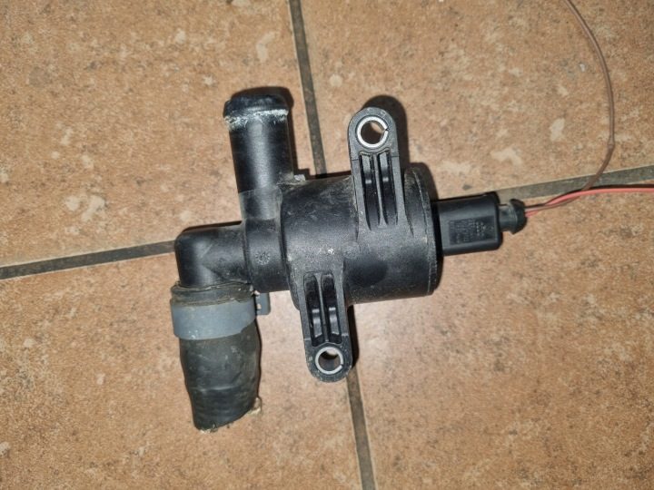 Клапан электромагнитный Volkswagen OE 4H0121671D для Audi, Skoda, Seat, фото 2